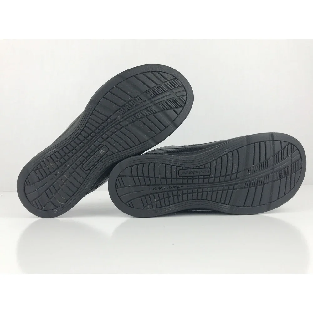New Balance model 577